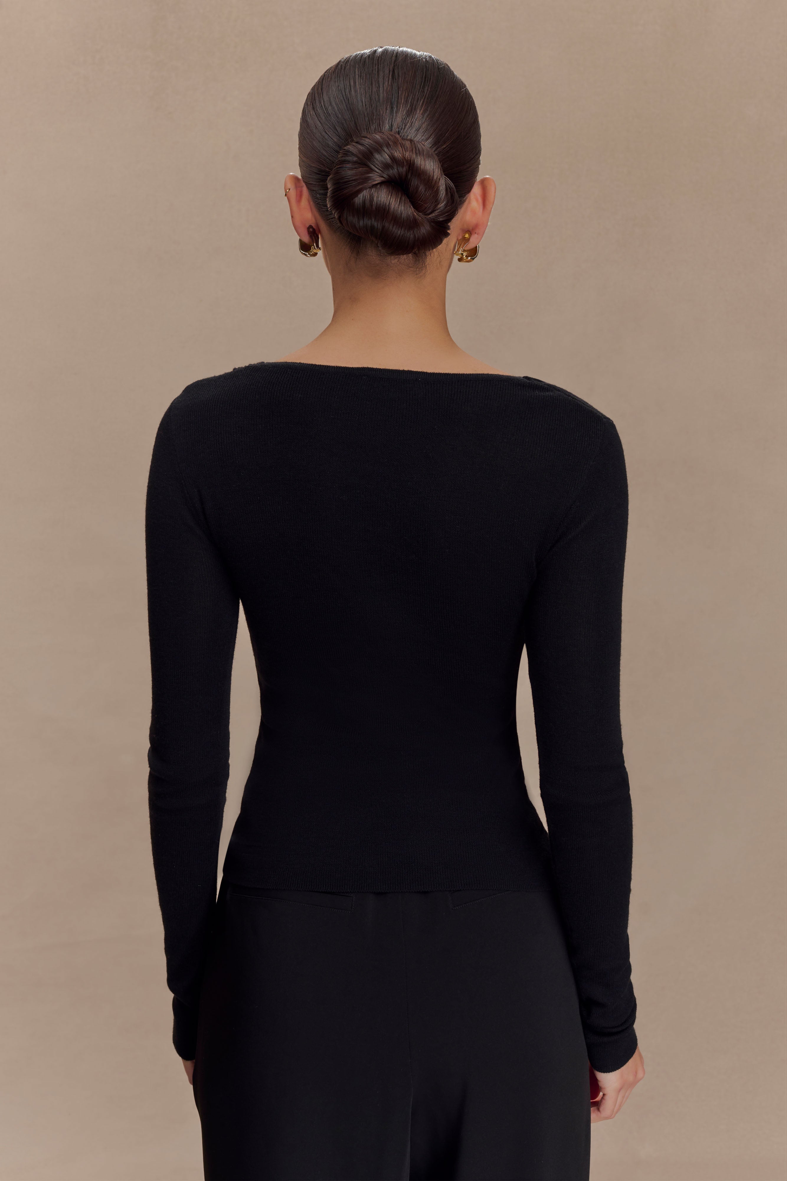 Ciedera Draped Twist Knit Top Black