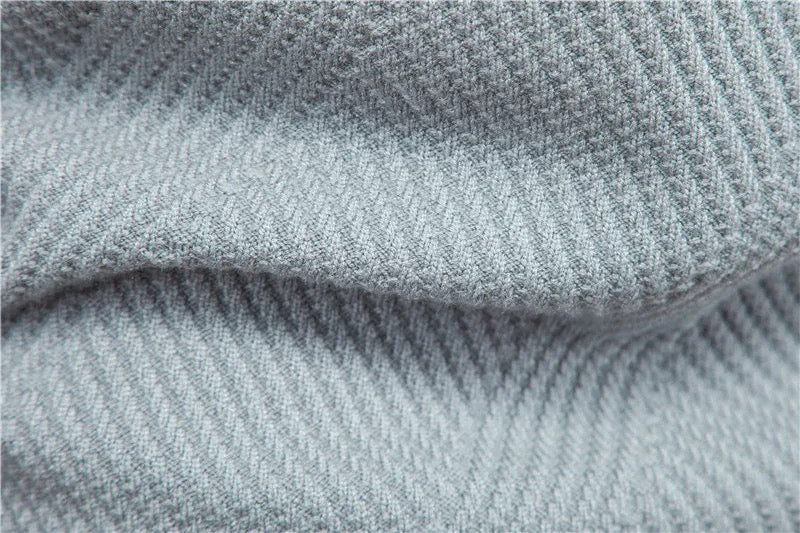 Carlo Elegant Sweater With Pattern