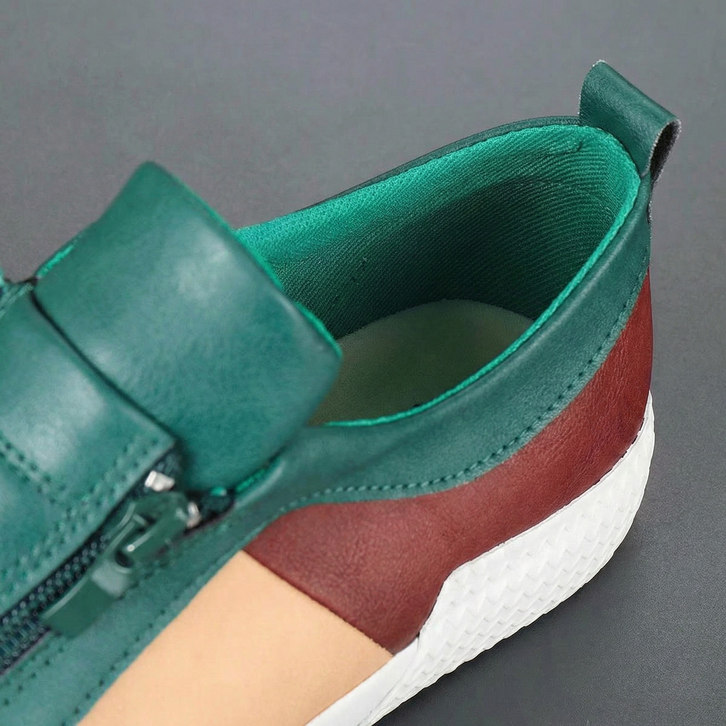 Navarro Leather Zip Sneakers