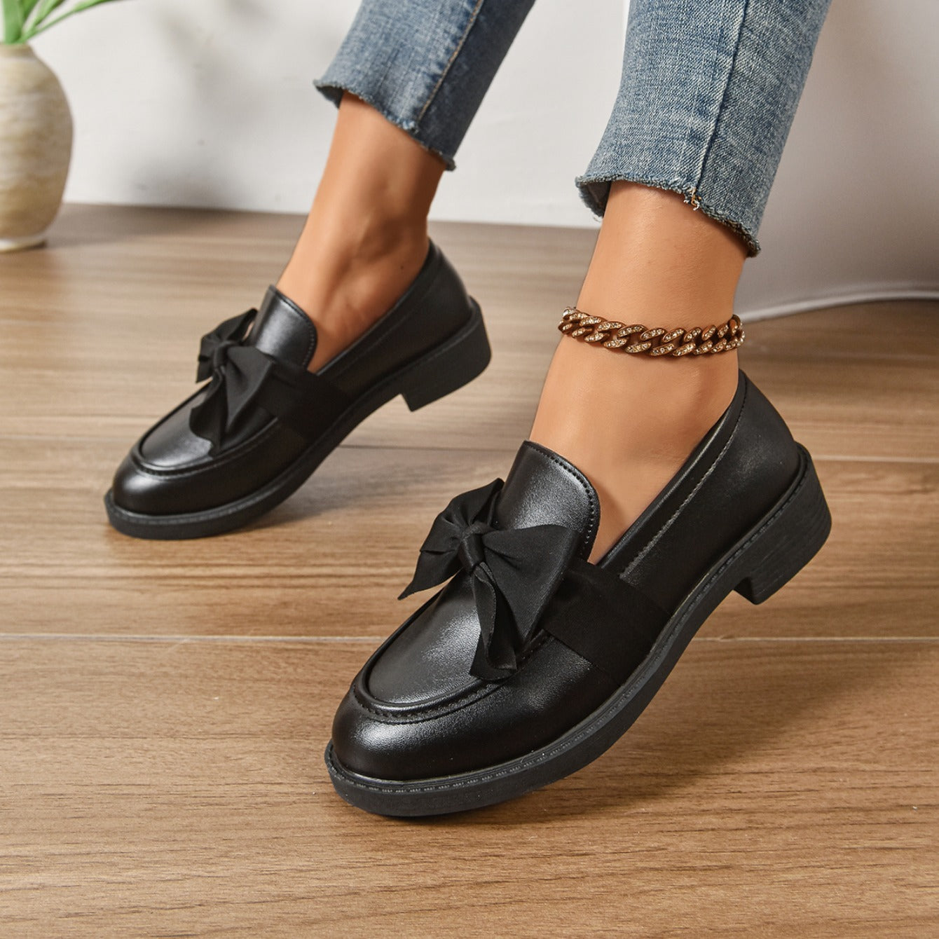 Valencia Bow Patent Loafers